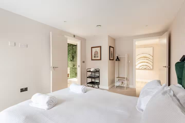 The Penthouse — photo 7